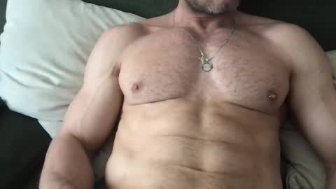 Um CM online show from April 28, 2026, 2:55 pm