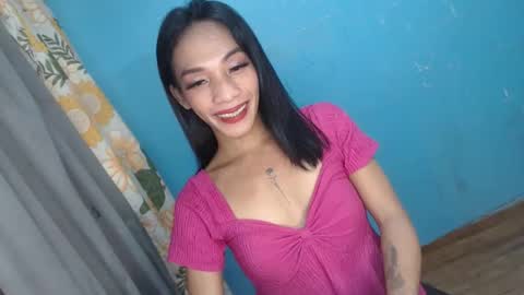 Snapshot of uncut_queen chatting on September 23, 2025, 12:41 pm LOVELY JANE online show from September 23, 2025, 12:41 pm