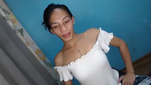 Snapshot of uncut_queen chatting on October 12, 2025, 4:11 am LOVELY JANE online show from October 12, 2025, 4:11 am