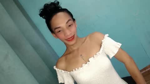 Snapshot of uncut_queen chatting on November 10, 2025, 6:34 am LOVELY JANE online show from November 10, 2025, 6:34 am