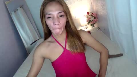 Snapshot of uncut_queen chatting on March 10, 2026, 2:22 pm LOVELY JANE online show from March 10, 2026, 2:22 pm