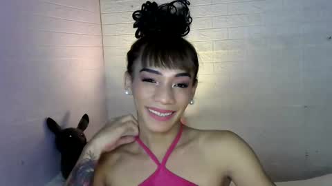 Snapshot of uncut_queen chatting on April 2, 2026, 8:45 am LOVELY JANE online show from April 2, 2026, 8:45 am