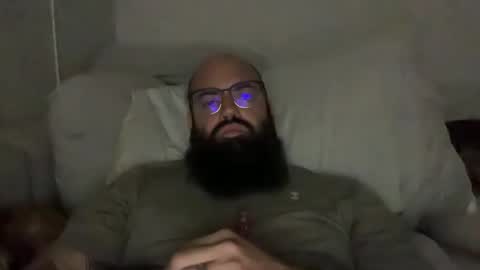 uncutbeard129840 online show from December 16, 2025, 2:00 pm