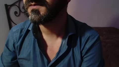 Giov online show from April 15, 2026, 8:20 pm