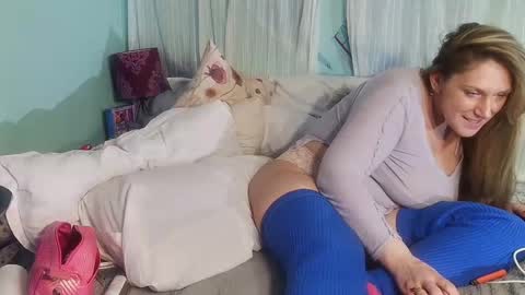 Snapshot of unforgettable138 chatting on January 24, 2025, 9:06 am Unforgettable138- Thankful to be Thankful Thanksgiving Broadcast Tonight xo online show from January 24, 2025, 9:06 am