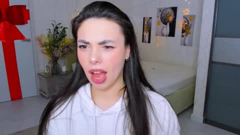 Patricia online show from February 10, 2025, 2:08 am