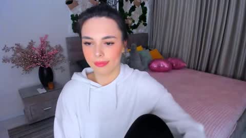 Patricia online show from March 9, 2025, 1:35 am