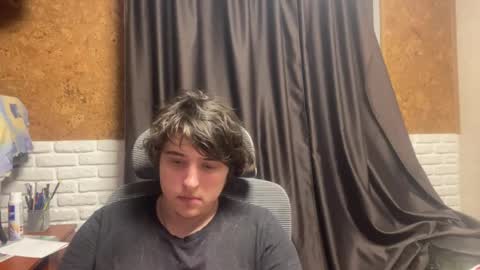 Snapshot of unholy_heat chatting on May 30, 2026, 10:07 pm Anri online show from May 30, 2026, 10:07 pm