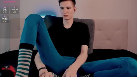 Snapshot of unholyhalo chatting on November 9, 2025, 2:59 pm Kyle online show from November 9, 2025, 2:59 pm