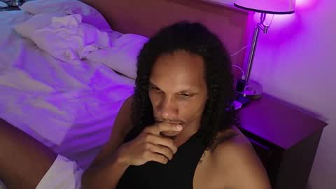 Uni Ball online show from April 8, 2026, 7:25 pm