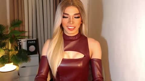 Miss Andrea online show from October 6, 2025, 3:42 pm