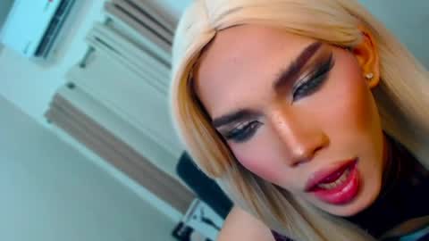 Miss Andrea online show from April 7, 2026, 6:30 pm