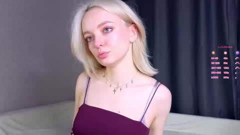 Snapshot of unknownstatus chatting on October 10, 2025, 3:16 am ShizukaShizuSHIZ online show from October 10, 2025, 3:16 am