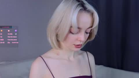 Snapshot of unknownstatus chatting on November 2, 2025, 5:10 am ShizukaShizuSHIZ online show from November 2, 2025, 5:10 am