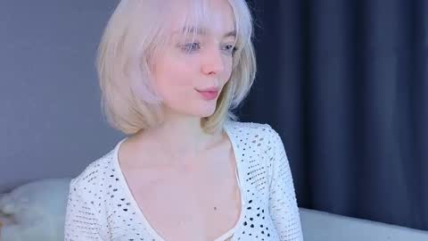 Snapshot of unknownstatus chatting on November 8, 2025, 6:57 am ShizukaShizuSHIZ online show from November 8, 2025, 6:57 am