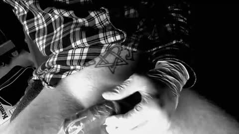 unlitimnaughty_ online show from November 4, 2025, 4:00 am