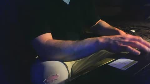 untouchableace84 online show from April 1, 2026, 12:44 am