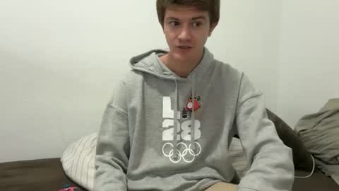 Stepbro online show from March 3, 2026, 11:16 am