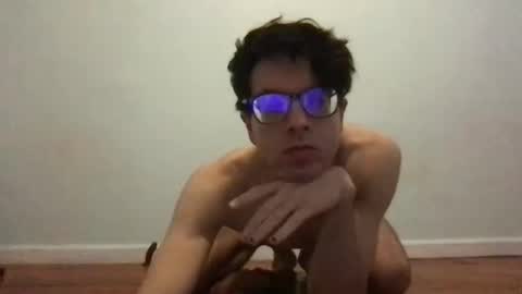 Snapshot of upsetboy chatting on October 9, 2025, 9:35 pm deaf mute boy online show from October 9, 2025, 9:35 pm