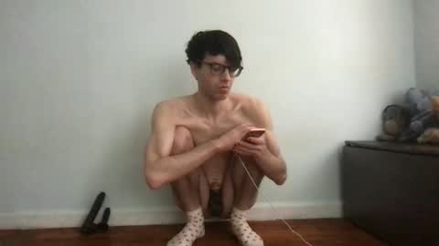 Snapshot of upsetboy chatting on May 4, 2026, 7:43 pm deaf mute boy online show from May 4, 2026, 7:43 pm