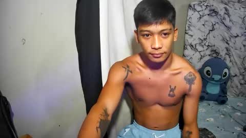 Snapshot of ur_asianpinoy chatting on November 11, 2025, 5:24 pm ur_asianpinoy online show from November 11, 2025, 5:24 pm