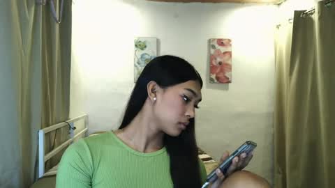 Snapshot of ur_dazzlingmorenaxx chatting on July 28, 2026, 6:20 pm ur_dazzlingmorenaxx online show from July 28, 2026, 6:20 pm