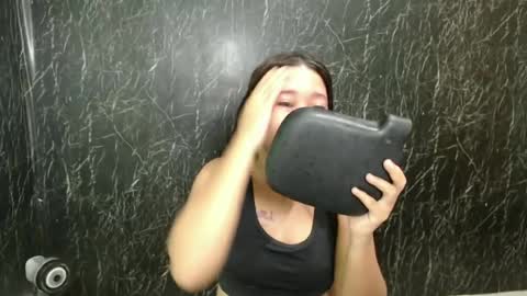 ur_prettychelsie18 online show from May 16, 2026, 9:17 am