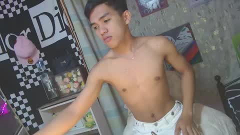 ur_shan21 online show from March 16, 2026, 1:33 am