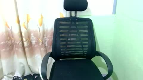 Snapshot of urasian_joy chatting on November 1, 2025, 10:28 am urasian_joy online show from November 1, 2025, 10:28 am