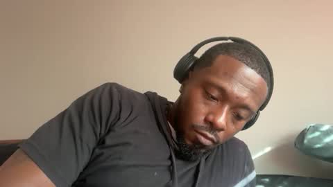 Snapshot of urbandick5 chatting on January 16, 2026, 8:13 pm urbandick5 online show from January 16, 2026, 8:13 pm