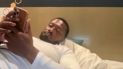 Snapshot of urbandick5 chatting on March 6, 2026, 1:46 am urbandick5 online show from March 6, 2026, 1:46 am