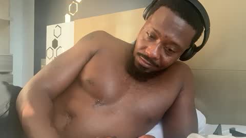 Snapshot of urbandick5 chatting on March 7, 2026, 10:18 pm urbandick5 online show from March 7, 2026, 10:18 pm