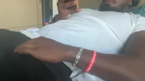 Snapshot of urbandick5 chatting on March 18, 2026, 11:46 am urbandick5 online show from March 18, 2026, 11:46 am