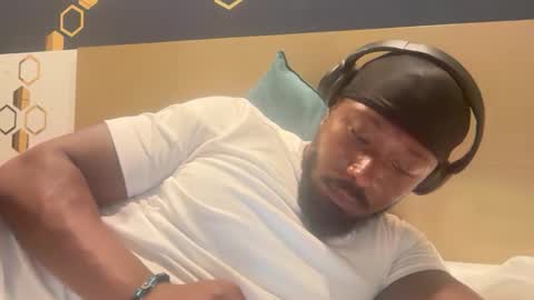 Snapshot of urbandick5 chatting on March 21, 2026, 12:59 am urbandick5 online show from March 21, 2026, 12:59 am