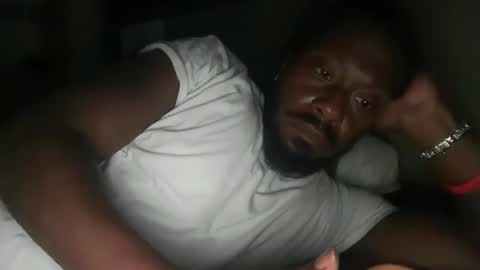 Snapshot of urbandick5 chatting on March 23, 2026, 8:40 am urbandick5 online show from March 23, 2026, 8:40 am