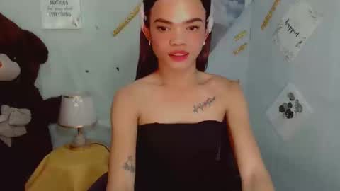 urblossom_ayaxxx online show from February 6, 2025, 1:54 pm