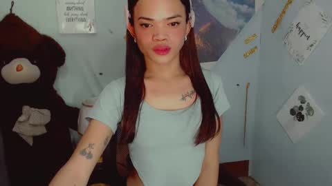 urblossom_ayaxxx online show from February 7, 2025, 7:29 am