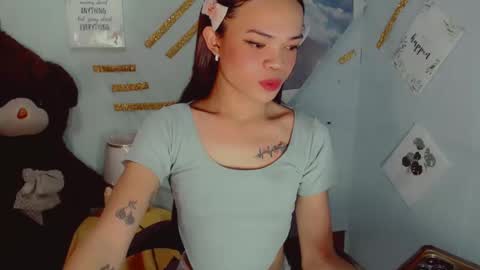 urblossom_ayaxxx online show from February 12, 2025, 8:27 am