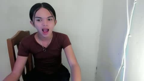 urdoll_alliah online show from May 12, 2026, 6:05 pm