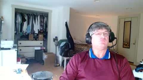 Gregor online show from October 14, 2025, 11:33 am