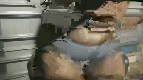 urgeminibrat online show from April 17, 2026, 2:58 am