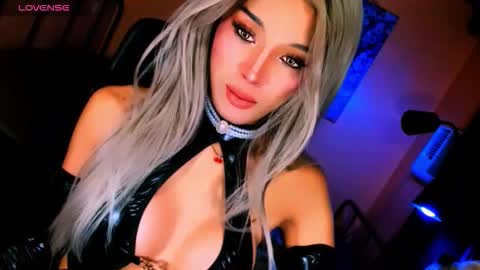 My bella 3 online show from February 8, 2026, 10:57 pm