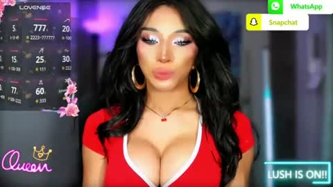 Snapshot of urgoddess_bella chatting on June 25, 2026, 5:12 am My bella 3 online show from June 25, 2026, 5:12 am