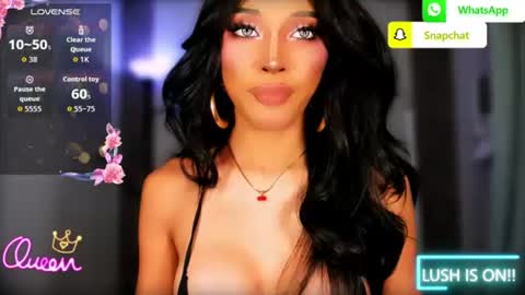 Snapshot of urgoddess_bella chatting on July 1, 2026, 1:40 am My bella 3 online show from July 1, 2026, 1:40 am