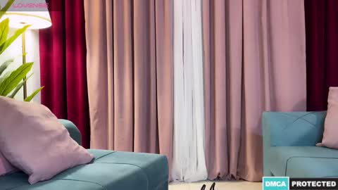 Snapshot of urgoddessjenny chatting on December 24, 2024, 7:00 pm Jenny online show from December 24, 2024, 7:00 pm