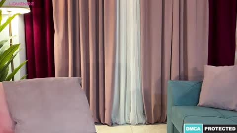 Snapshot of urgoddessjenny chatting on December 28, 2024, 2:32 pm Jenny online show from December 28, 2024, 2:32 pm