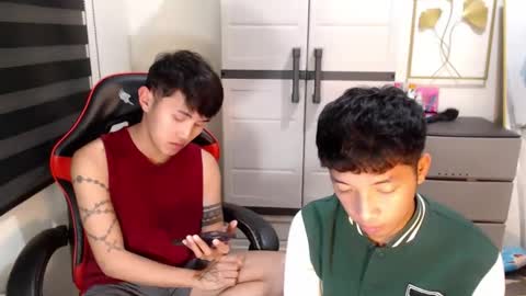 Ethan online show from April 14, 2026, 4:35 pm