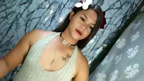 urhotfucker_eric online show from May 6, 2026, 3:39 pm