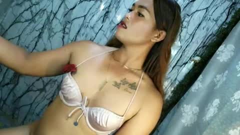 urhotfucker_eric online show from May 9, 2026, 2:22 pm