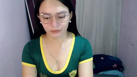 Snapshot of urhottiest_katey chatting on July 21, 2026, 4:59 am Katey online show from July 21, 2026, 4:59 am